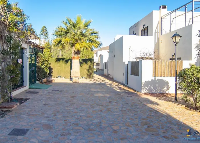 Cortijo La Jarana con piscina, parking, wifi