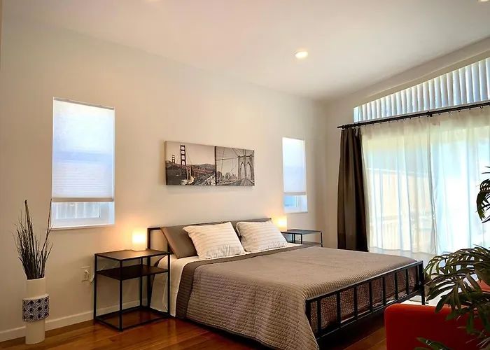 Remodeled Spacious 2Bdr2Bath King Beds Backyard