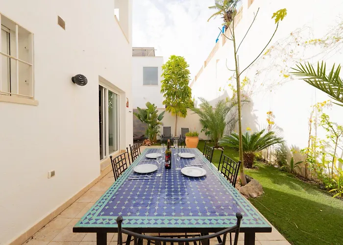 Villa Las Puertas