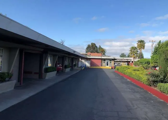 Casa Linda Motel